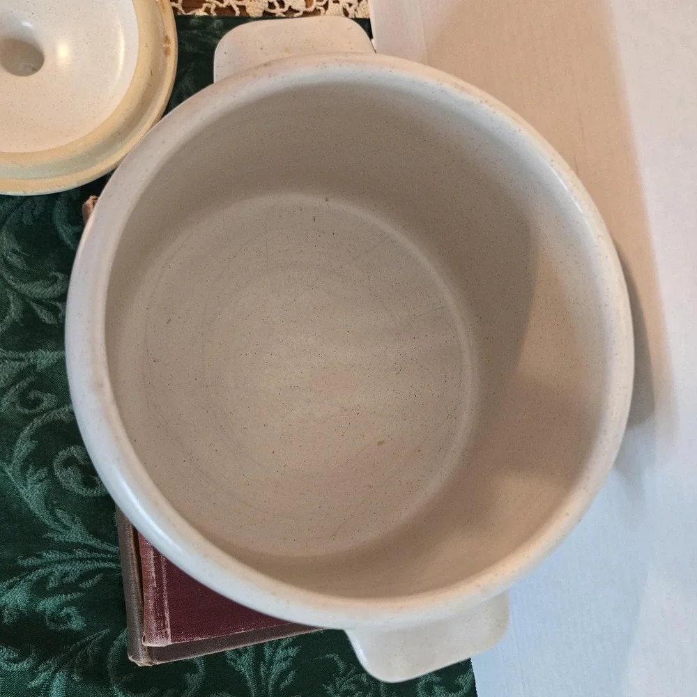 Vintage West Bend USA Stoneware Bean Pot w/Lid 1960's‎ MCM
